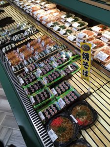 ハワイワイキキのタイムシェア滞在者なら日本の食材はミツワでゲット！