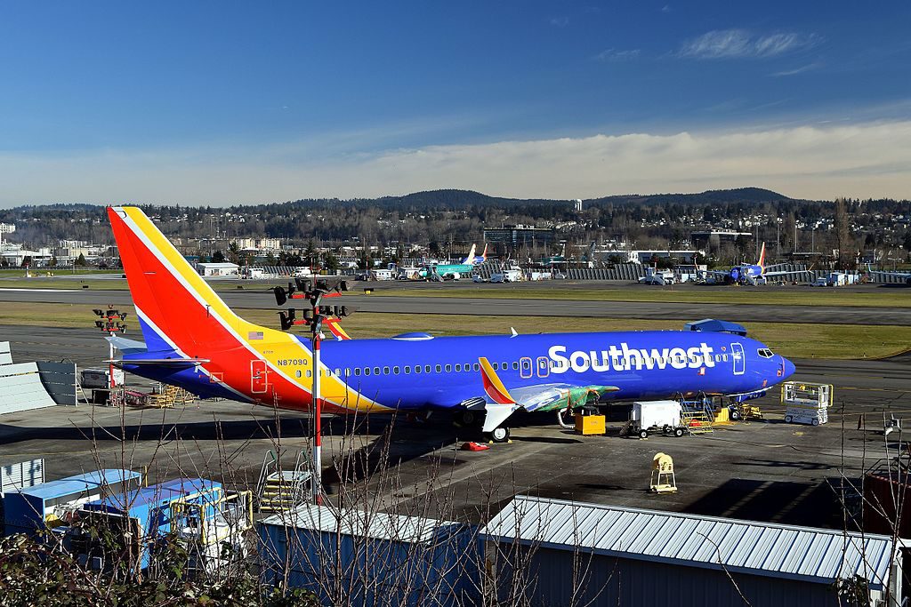 Southwest_Airlines_Boeing_737-