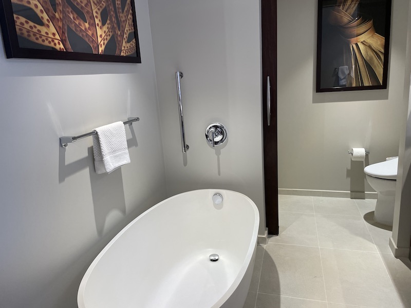 ヒルトン、ホクラニのウォシュレット